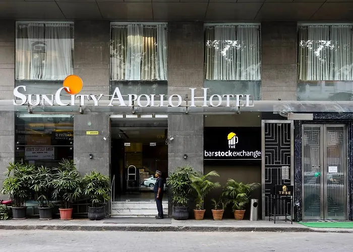 Hotel Suncity Apollo - Gateway Of India